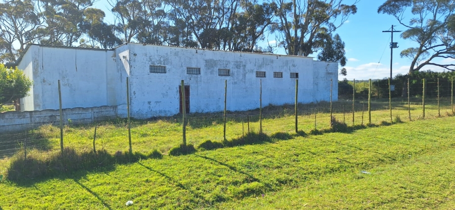 Commercial Property for Sale in Cove Ridge East Eastern Cape